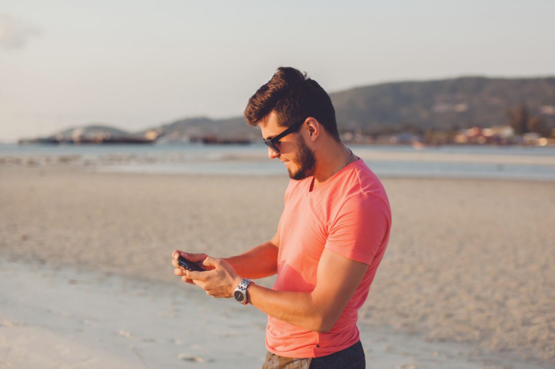What to Do if Your Ex Keeps Texting You